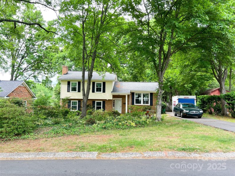 Property image 2 at 4315 Chandworth Road, Charlotte, NC 28210