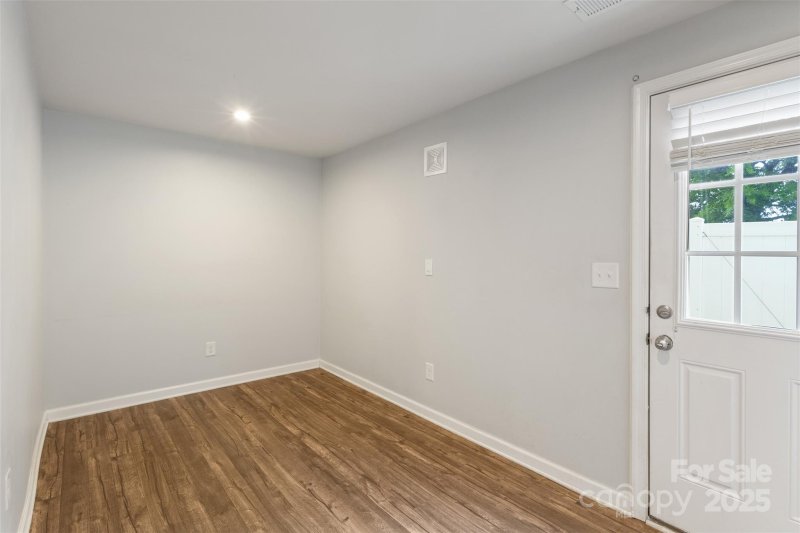 Property image 4 of 808 Renee Avenue in Glynwood Forest, Fort Mill, SC 29715