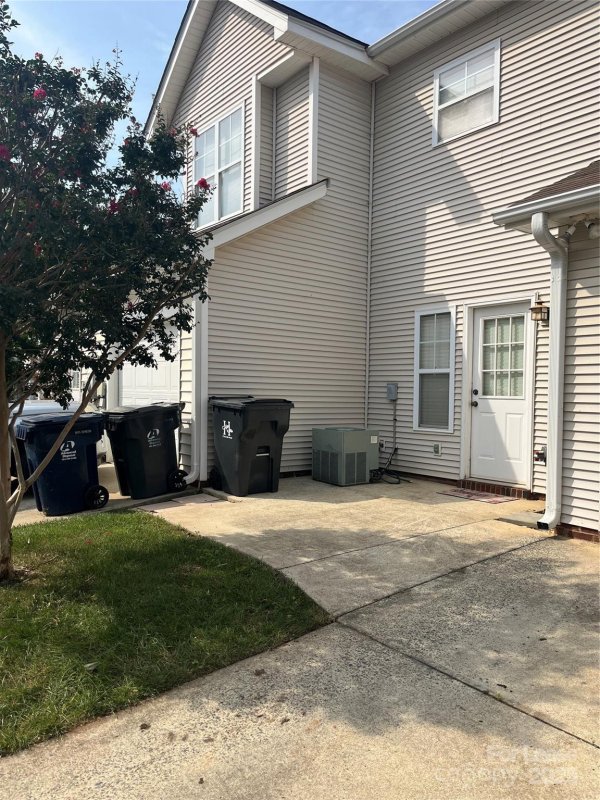 Property image 3 at 17308 Villanova Road, Huntersville, NC 28078