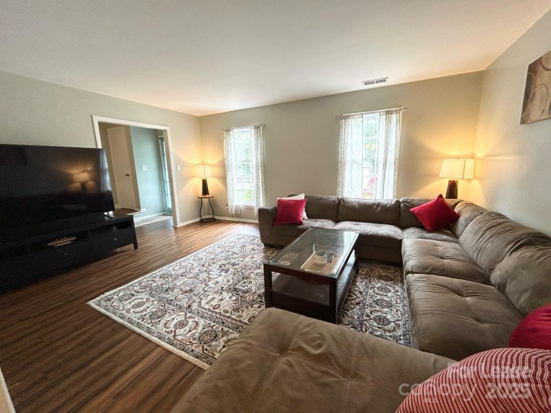 Property image 5 at 6413 Old Post Road, Charlotte, NC 28212