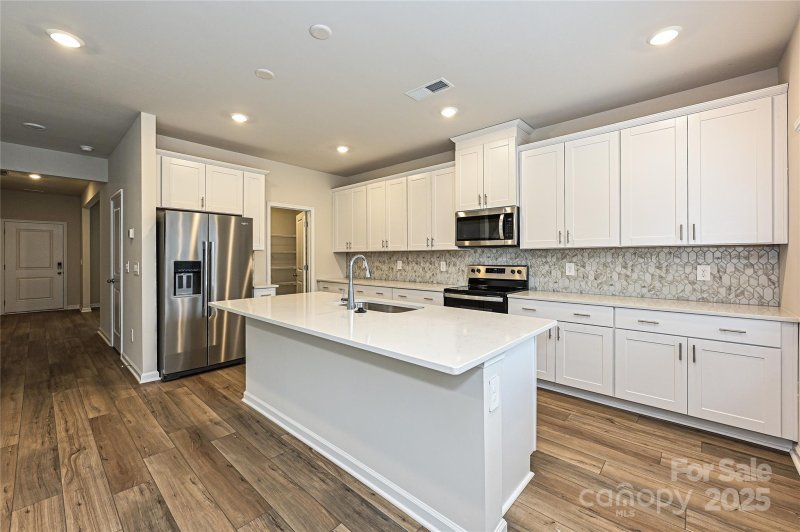 Property image 5 of 2159 Sunflower Circle in Buffalo Ridge, Newton, NC 28658