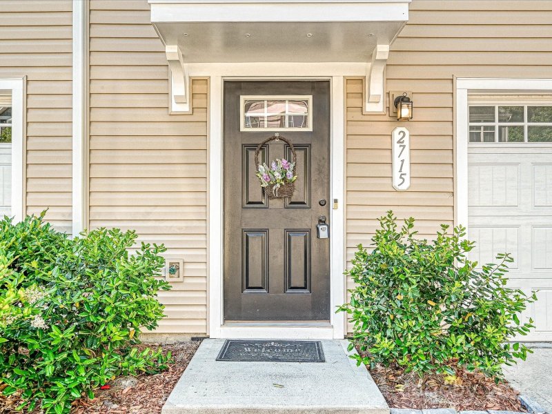 Property image 2 of 2715 Sydney Overlook Lane in North End Commons, Charlotte, NC 28269