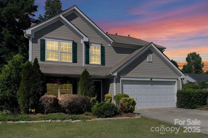 Alexandria, Rock Hill Community