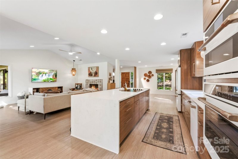 Property image 2 at 50 Honeysuckle Woods, Lake Wylie, SC 29710