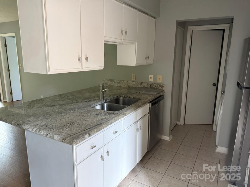 Property image 5 at 1420 11th Street Drive, Hickory, NC 28601