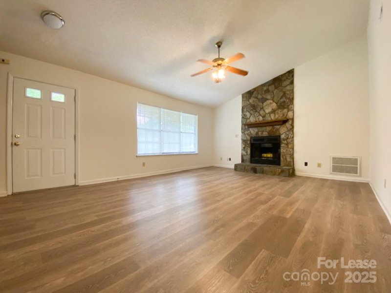 Property image 5 at 10124 Rockwood Road, Charlotte, NC 28215