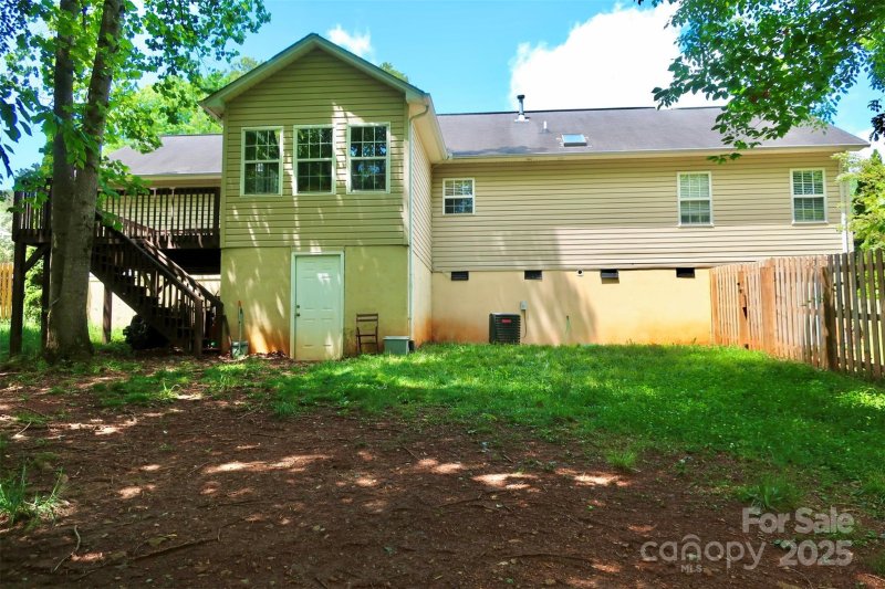 Property image 5 at 1657 6th Street, Hickory, NC 28602