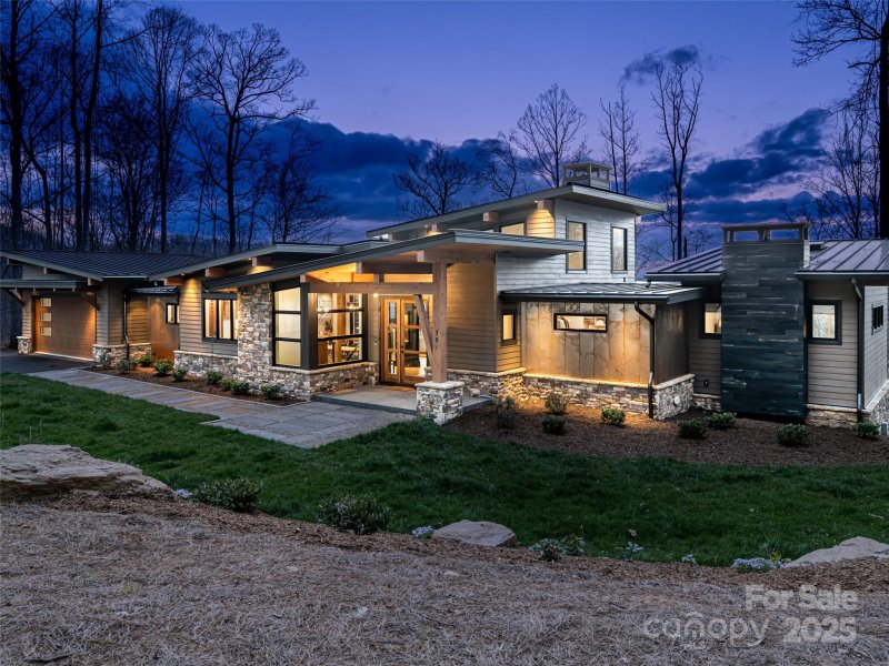 Property image 2 of 391 High Hickory Trail in High Hickory, Swannanoa, NC 28778