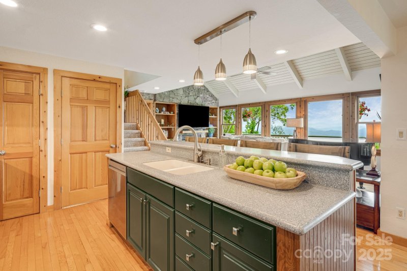 Property image 5 of 61 Ivy Ridge Road in Mountain Air, Burnsville, NC 28714