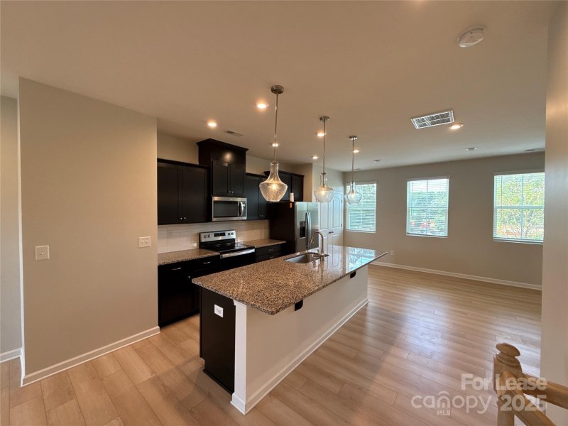 Property image 4 of 1110 Keydet Drive in Pleasant Grove, Charlotte, NC 28216