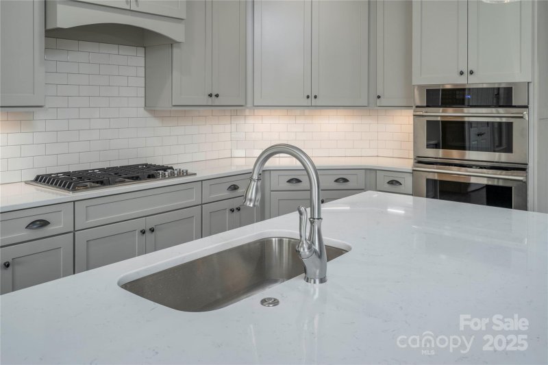 Property image 3 of 104 Wilharr Court in Davidson Pond, Mooresville, NC 28115