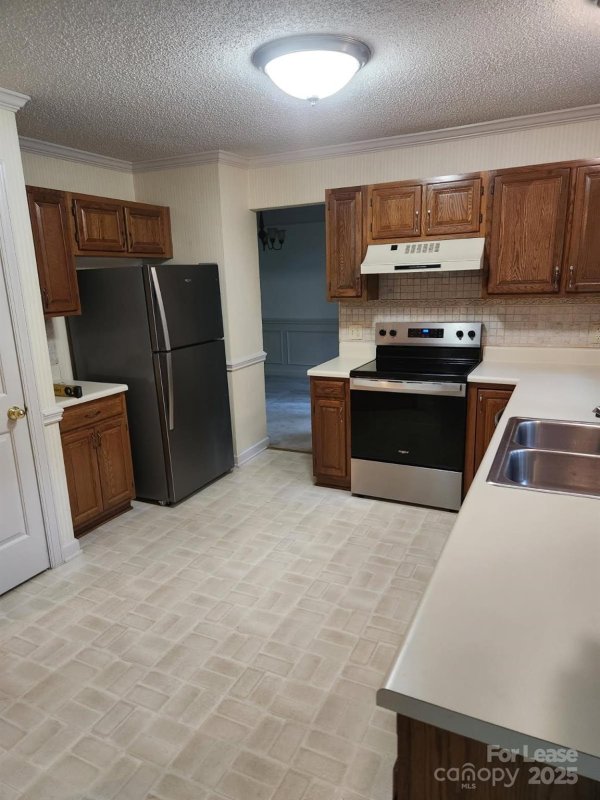 Property image 4 at 4015 Brownes Ferry Road, Charlotte, NC 28269