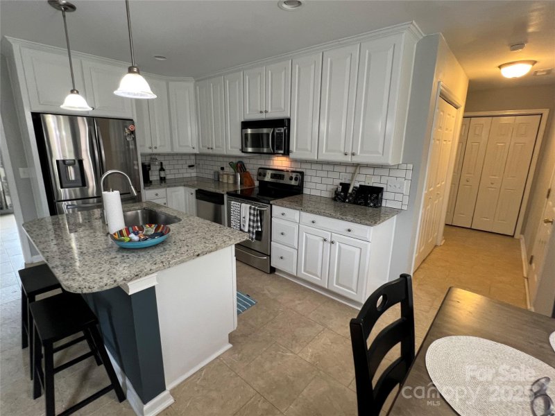 Property image 5 at 334 River Birch Circle, Mooresville, NC 28115