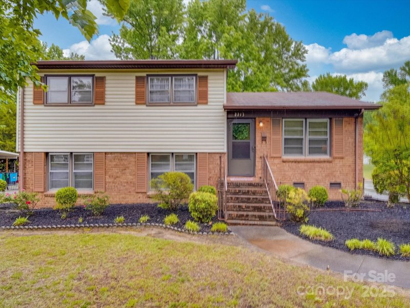 Property image 2 at 2213 Milton Road, Charlotte, NC 28215