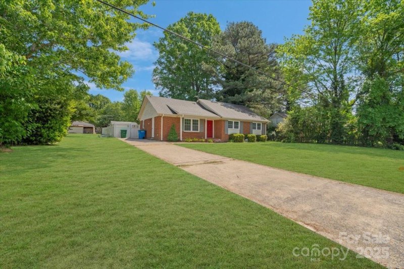 Property image 3 at 8206 Idlewild Road, Indian Trail, NC 28079