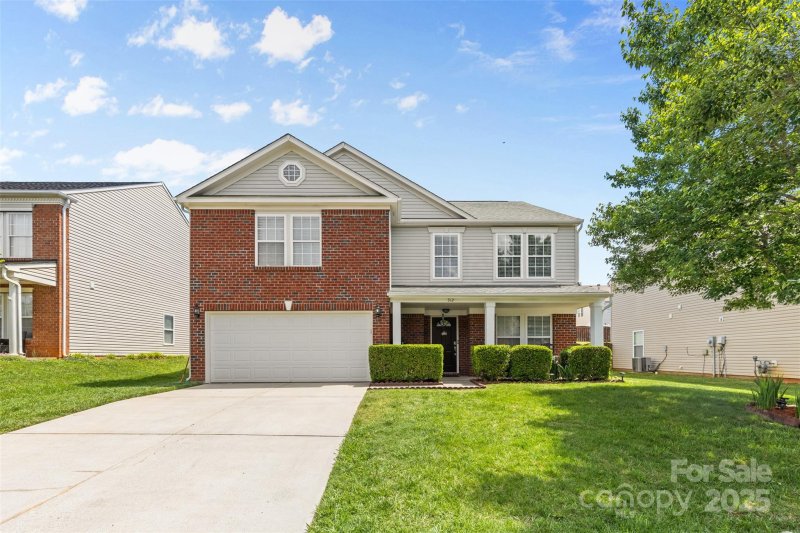 312 Farm Springs Drive