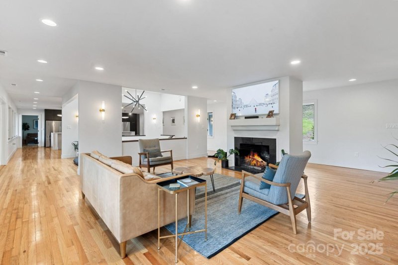 Property image 5 at 181 Lakeshore Drive, Asheville, NC 28804