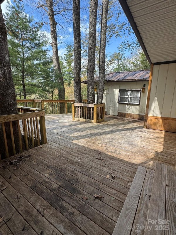 Property image 2 at 58 Sourwood Knoll, Newland, NC 28657