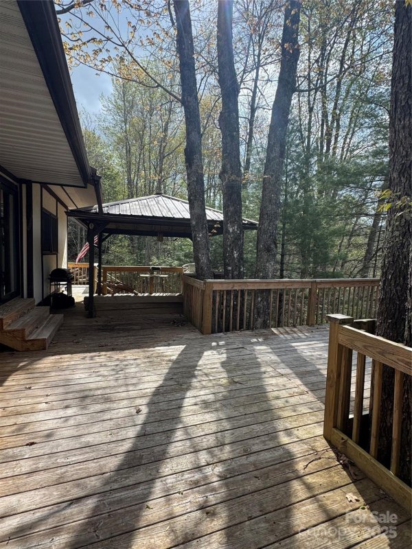 Property image 3 at 58 Sourwood Knoll, Newland, NC 28657