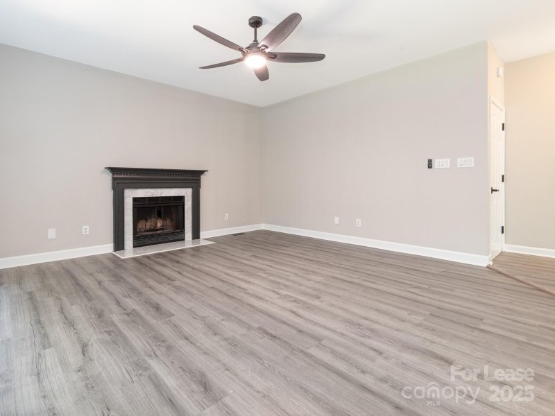 Property image 3 at 6211 Rosebriar Lane, Charlotte, NC 28277