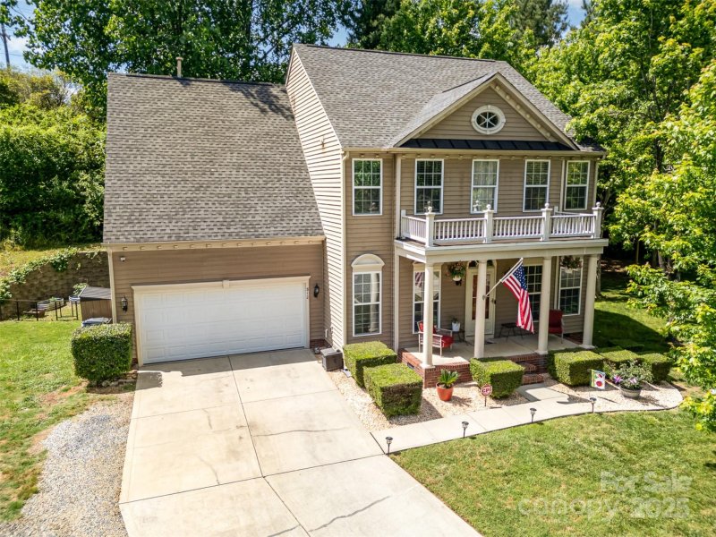 Property image 3 at 812 Thornapple Court, Lake Wylie, SC 29710