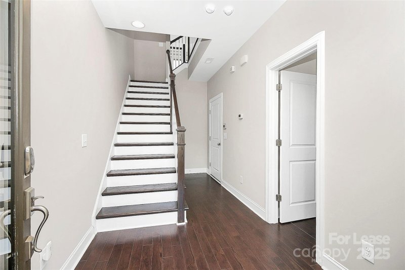 Property image 5 of 2633 Statesville Avenue in Brightwalk, Charlotte, NC 28206