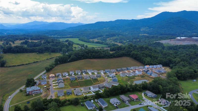 Property image 3 of 215 Callie River Court in Patton Cove, Clyde, NC 28721