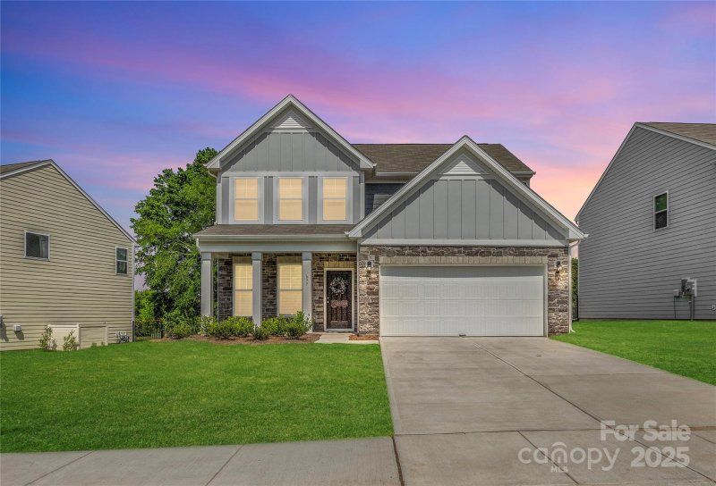 Piper Landing, Concord Community