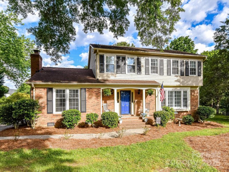 Property image 2 at 2315 Lawton Bluff Road, Charlotte, NC 28226