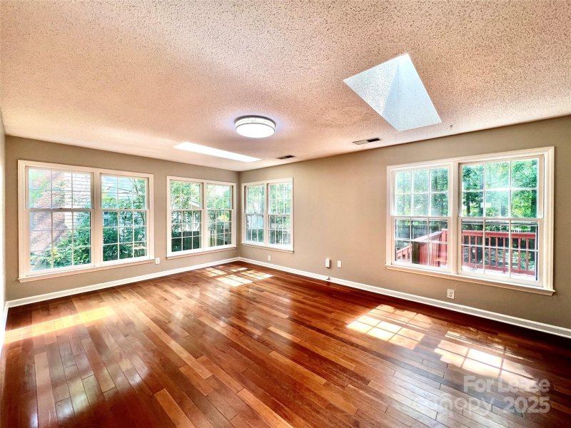 Property image 2 at 2333 Heathershire Lane, Matthews, NC 28105