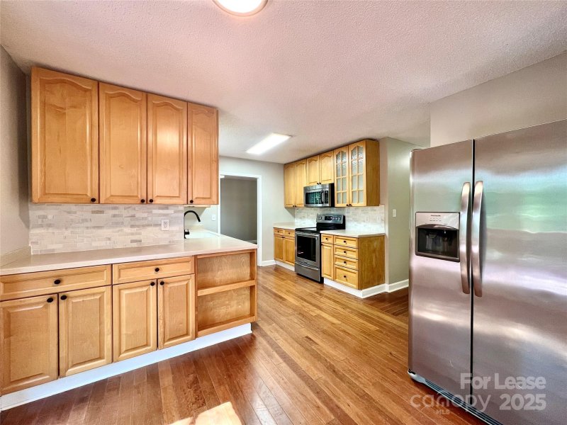 Property image 3 at 2333 Heathershire Lane, Matthews, NC 28105