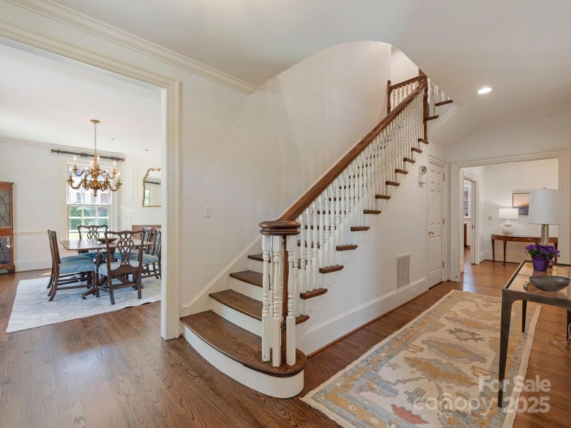 Property image 5 at 208 Huntley Place, Charlotte, NC 28207