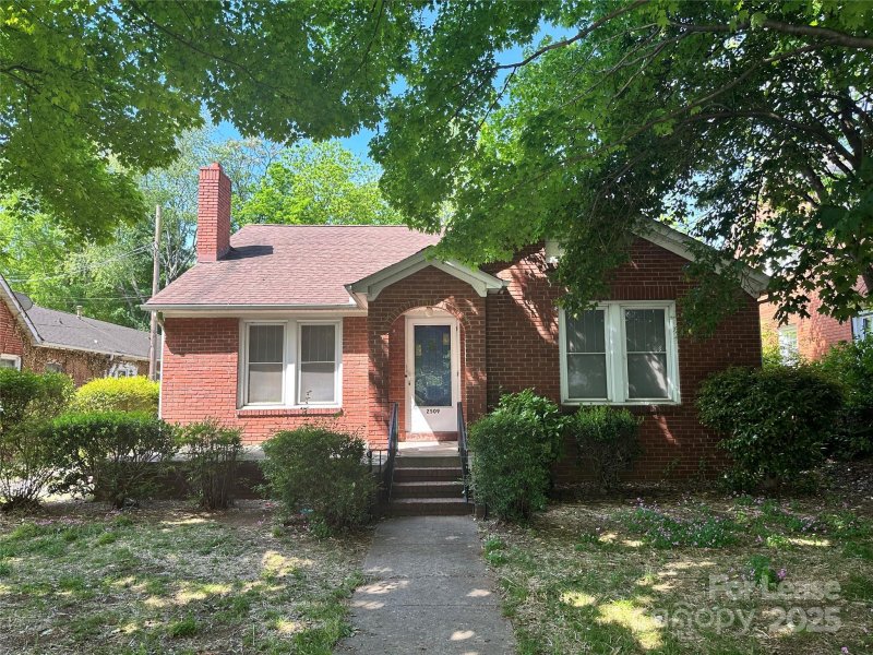 2509 Tuckaseegee Road