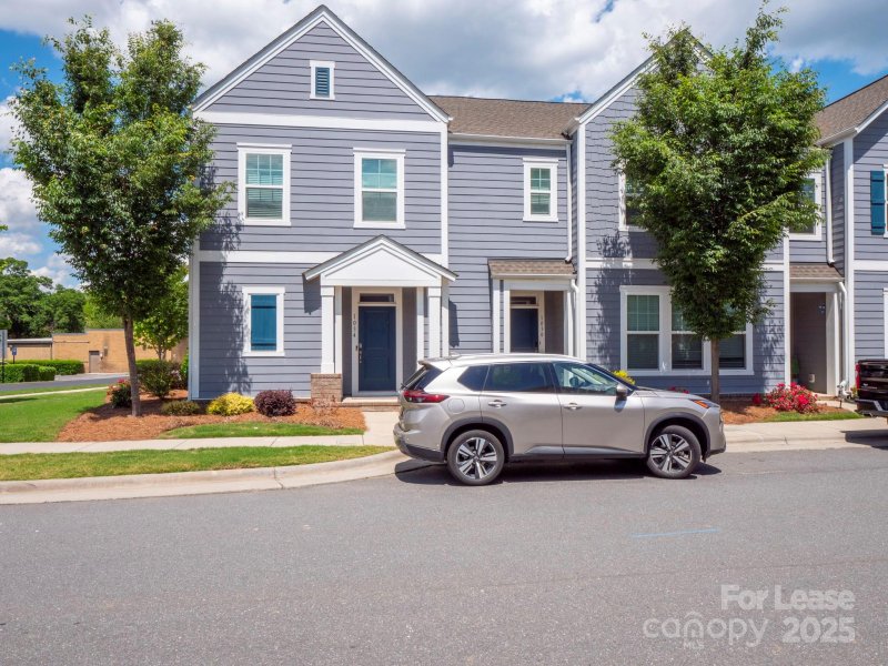 Property image 3 at 1034 Lyndon Station Drive, Pineville, NC 28134