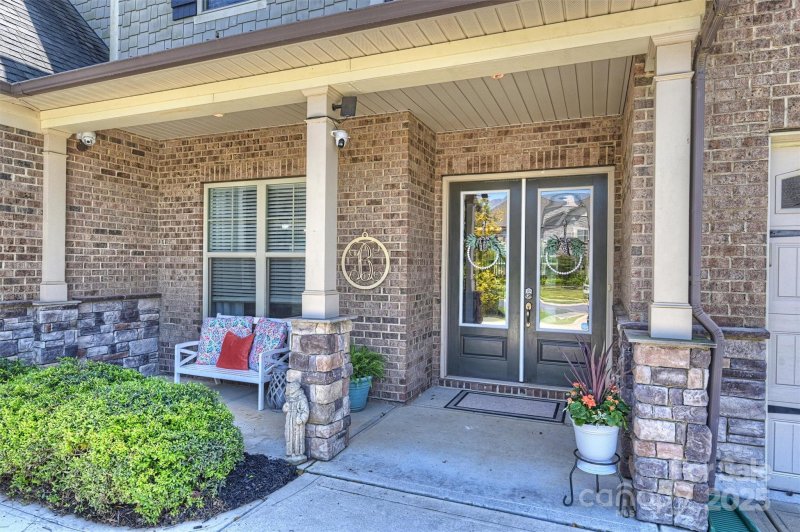 Property image 2 at 305 Decanting Lane, Fort Mill, SC 29707