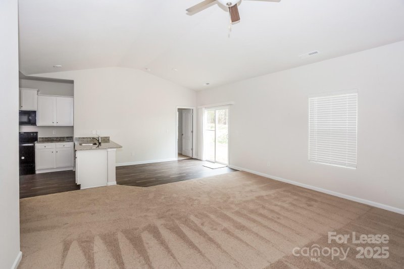 Property image 5 at 8708 Highgate Drive, Charlotte, NC 28215