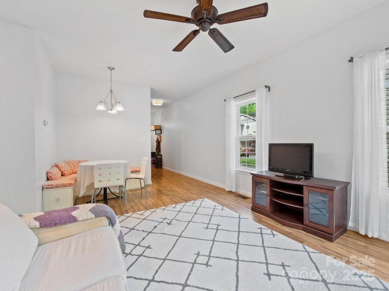 Property image 5 of 71 Kirby Road in Willow Creek Village, Asheville, NC 28806