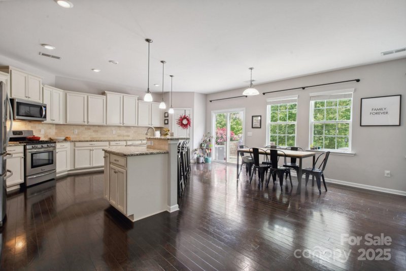 Property image 3 at 16114 Foreleigh Road, Huntersville, NC 28078