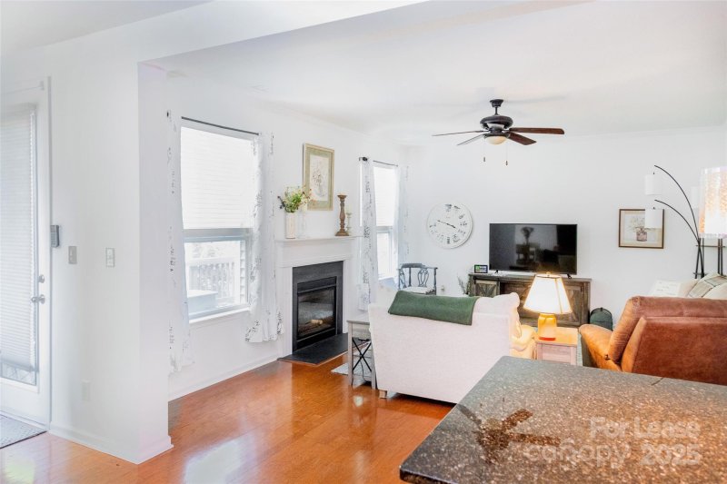 Property image 4 at 102 Four Seasons Way, Mooresville, NC 28117