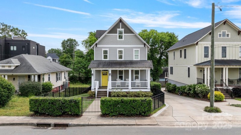 Property image 2 at 423 State Street, Charlotte, NC 28208