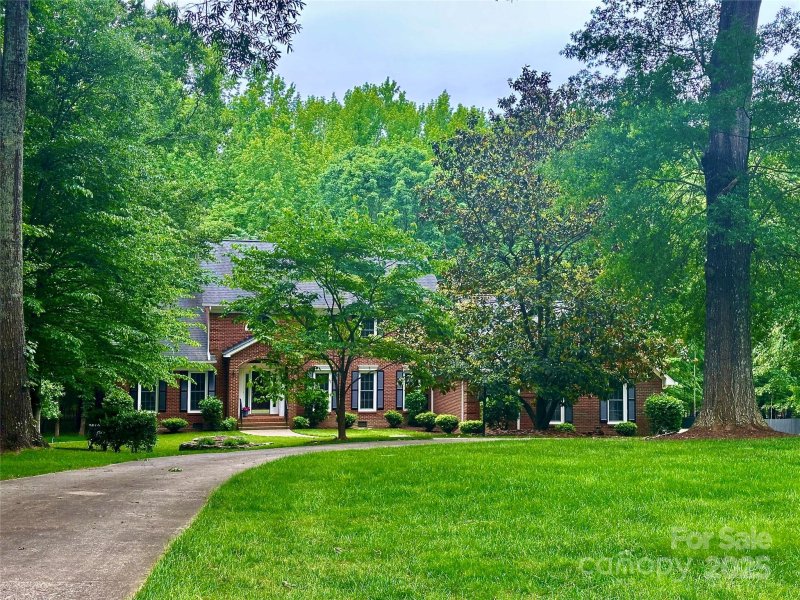 7103 Forest Ridge Road