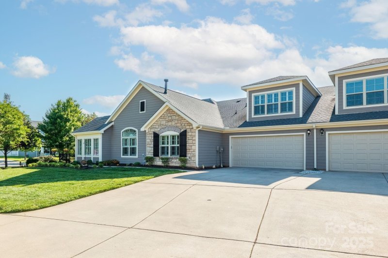 Property image 3 at 1328 Somersby Circle, Gastonia, NC 28054