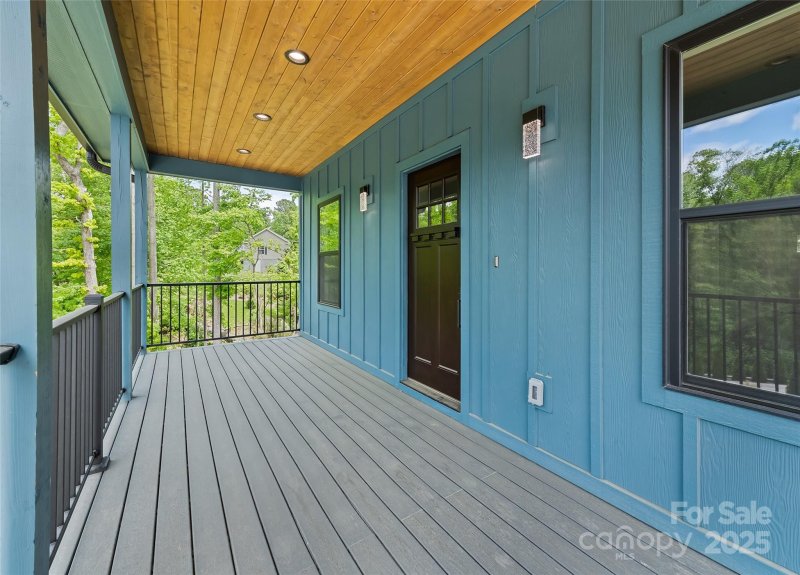 Property image 5 of 18 Winterhawk Drive in Winterhawk, Arden, NC 28704