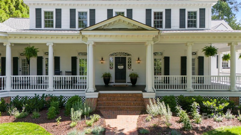 Property image 3 at 18705 Harbor Light Boulevard, Cornelius, NC 28031