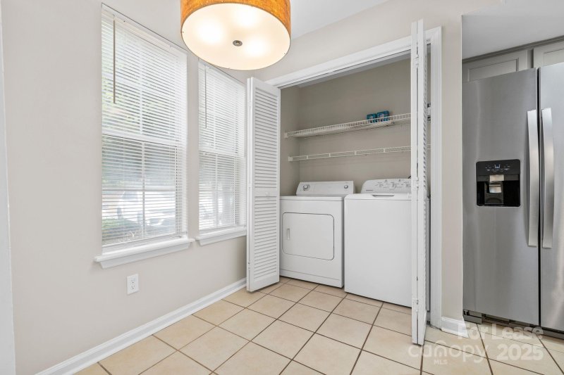 Property image 5 at 2956 Iron Gate Lane, Charlotte, NC 28212