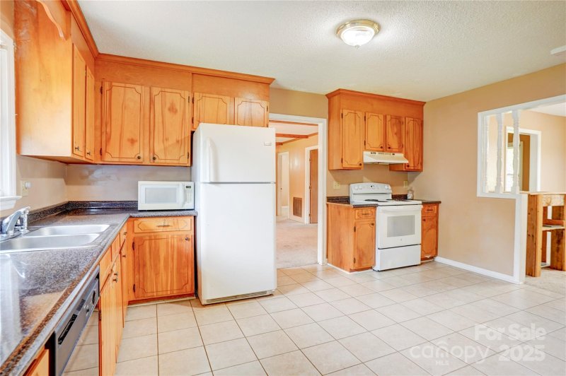 Property image 3 at 6573 Weldon Circle, Concord, NC 28027