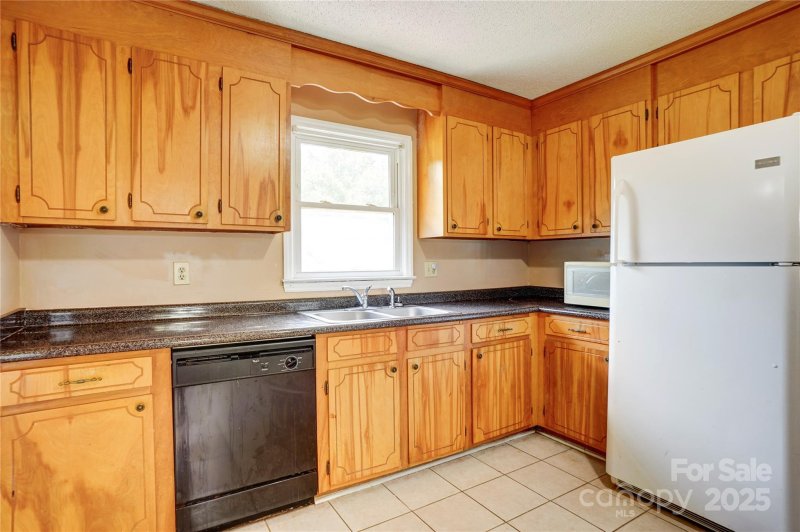 Property image 5 at 6573 Weldon Circle, Concord, NC 28027