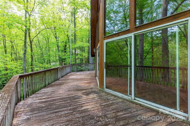 Property image 2 at 307 Five Star Drive, Glenville, NC 28736