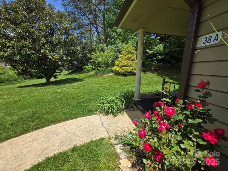 Property image 4 at 38 Morning Glory Drive, Asheville, NC 28805