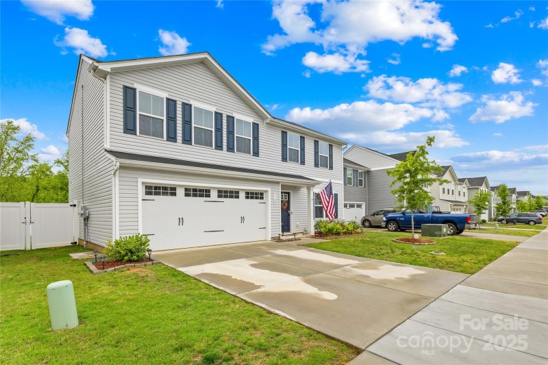 Property image 2 at 115 Crownpiece Street, Troutman, NC 28166